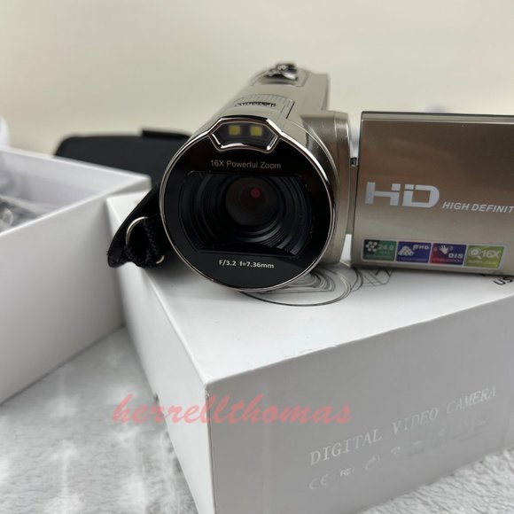 DIGITAL VIDEO CAMERA - Picture 3 of 8